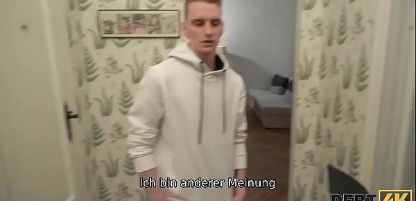 DEBT4k. Russischer Shopaholic von Schuldeneintreiber in Hubbys Gegenwart gefickt